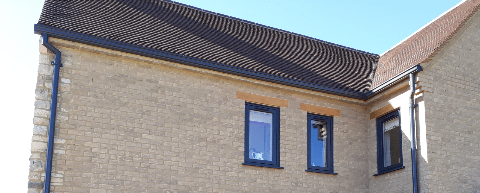 warwickshire-seamless-gutters-slider3